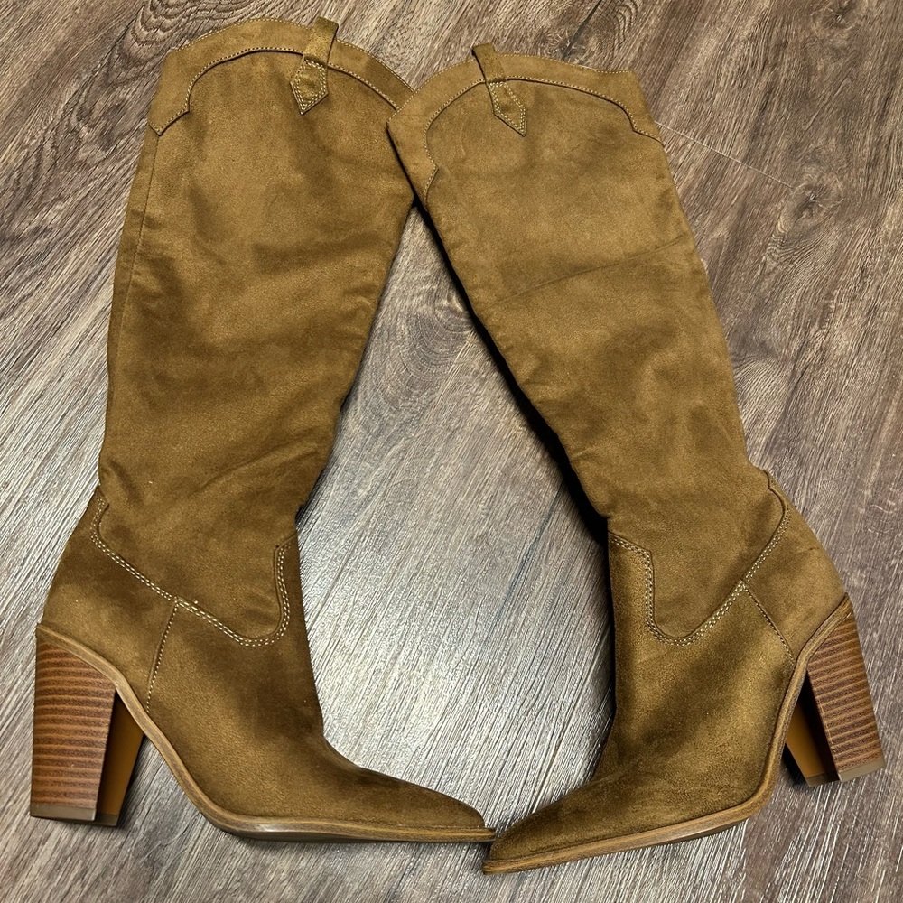 Nine West Women's Tan Western Style Knee High Boots 6M